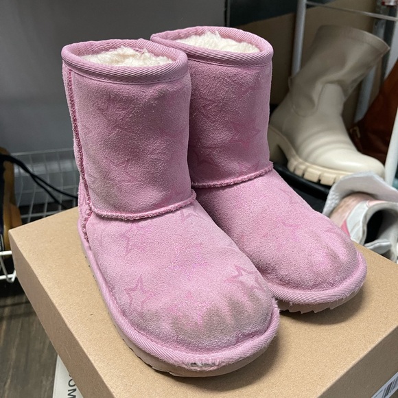 Pink UGGs - Picture 2 of 7